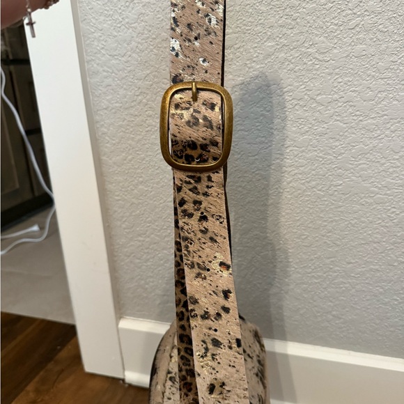 Keep It Gypsy Leopard Print Belt Bag - Picture 6 of 6